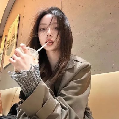 抓着彩虹的男人